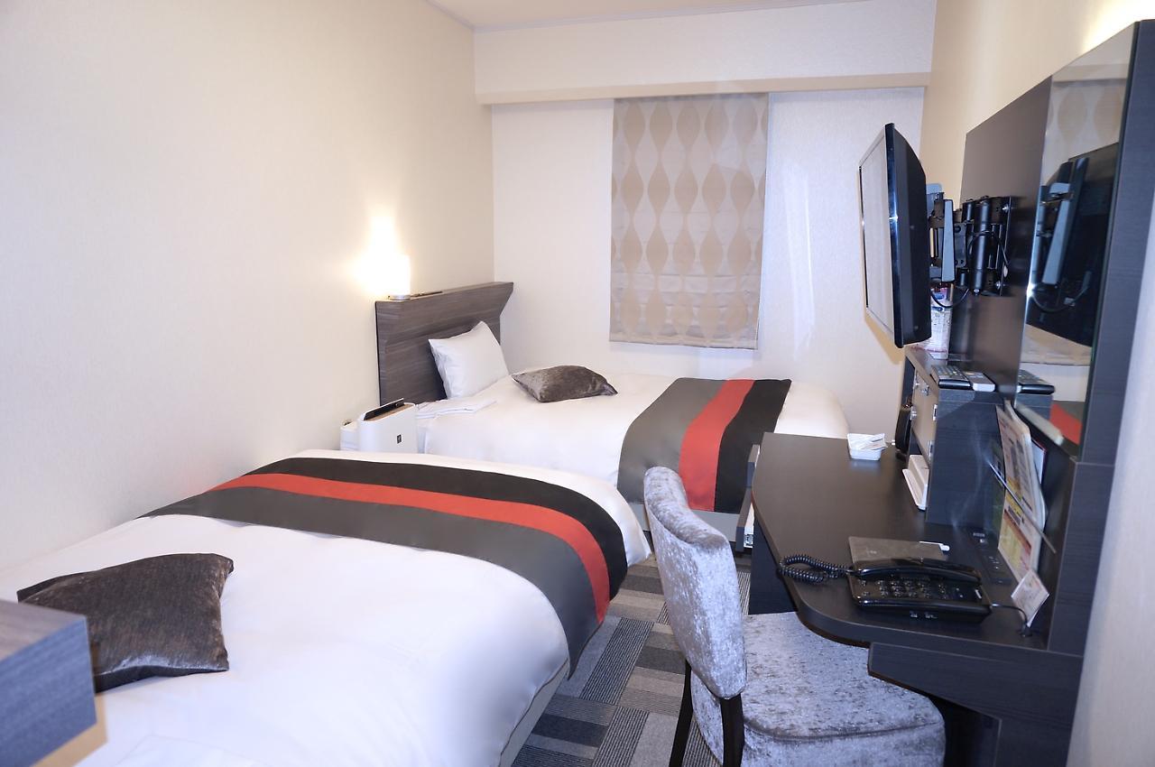 Hotel Sunroute Utsunomiya Esterno foto